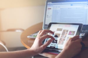 これから儲かる仕事とは 10年後や高齢化社会でも稼げる仕事を紹介 テックキャンプ ブログ