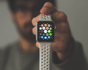 Apple Watch Nikeモデルと通常モデルの違いを解説！Series 6・3・SE ...