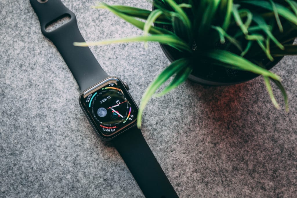 流行のアイテム Hello Watch 3 バンド色ブラック i9tmg.com.br