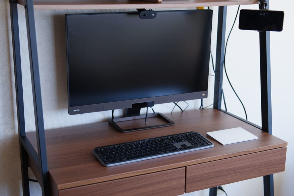 デスクトップ化】MacBookクラムシェルモードのやり方！必要な