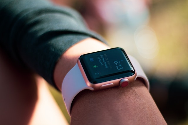 Apple Watch充電器おすすめ14選】外出先や純正品の代用に便利 | テック